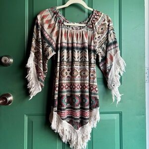 Christian Caliendo size large off shoulder boho top with fringe